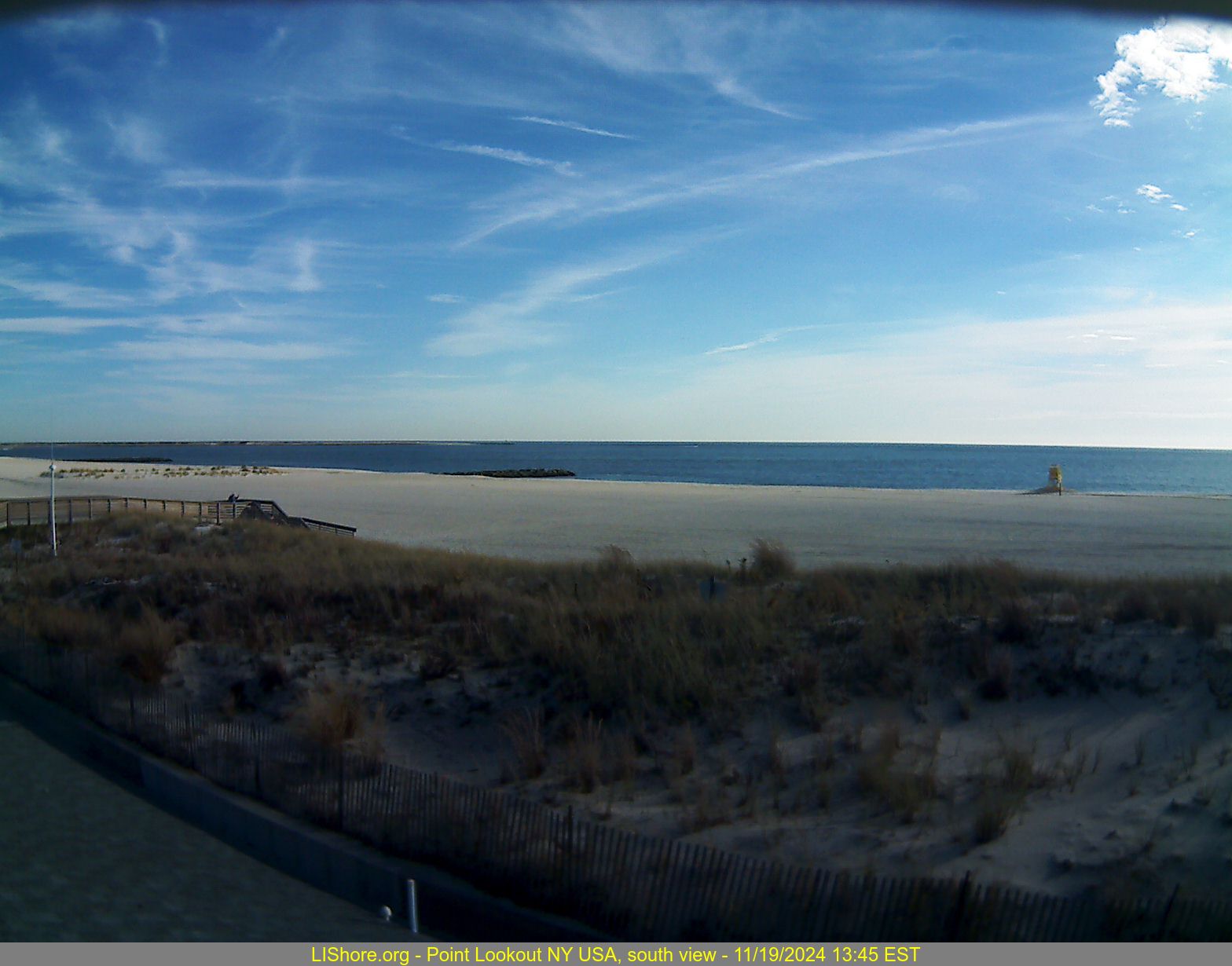 Webcam thumbnail of Point Lookout Beach - south view